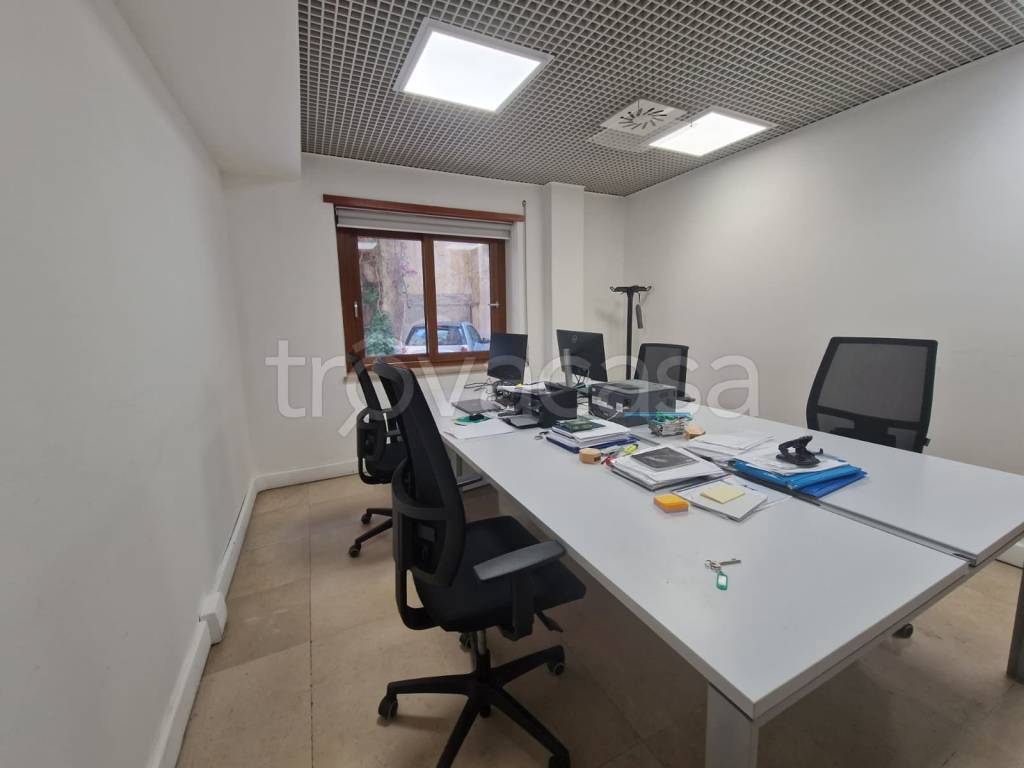locale di sgombero in vendita a Roma in zona Trieste