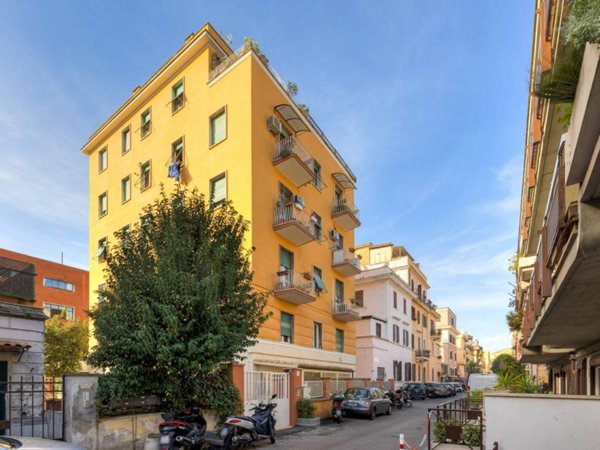 appartamento in vendita a Roma in zona Della Vittoria