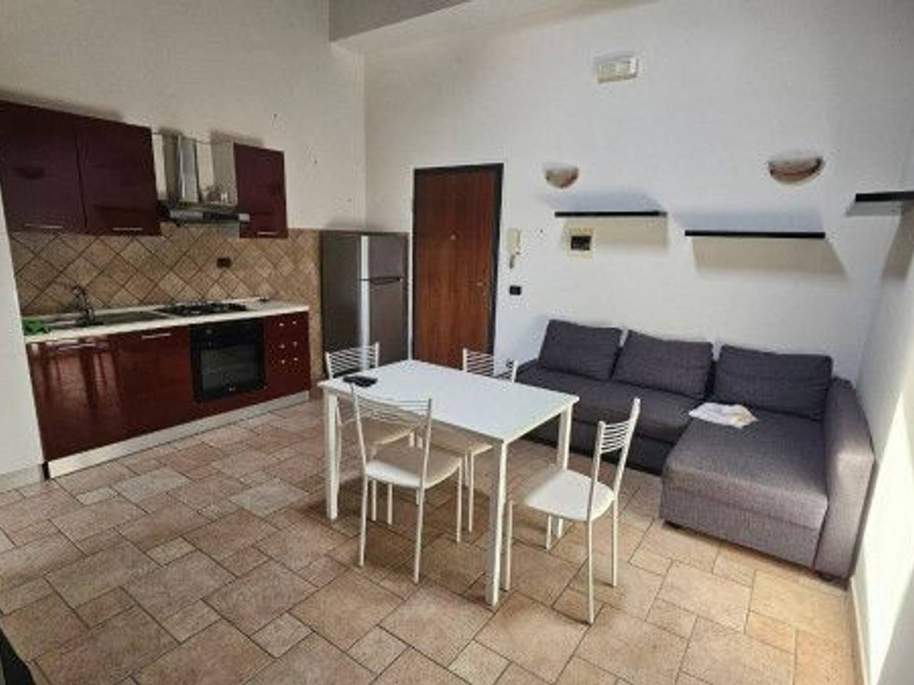 appartamento in vendita a Roma in zona Lunghezza