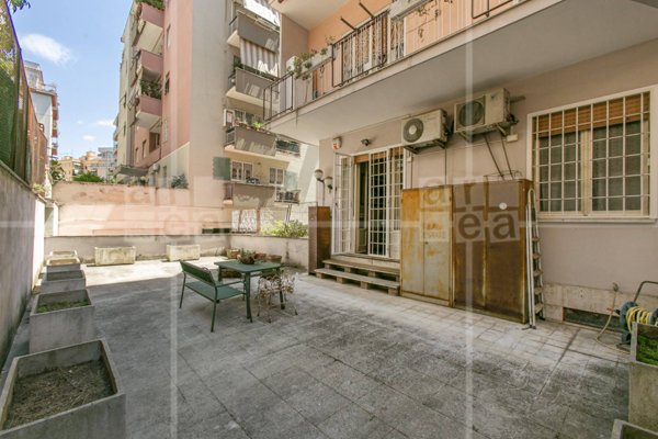appartamento in vendita a Roma in zona Appio Latino