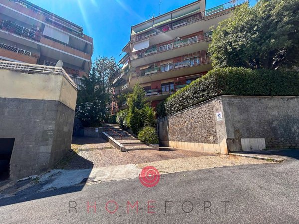 appartamento in vendita a Roma in zona Della Vittoria