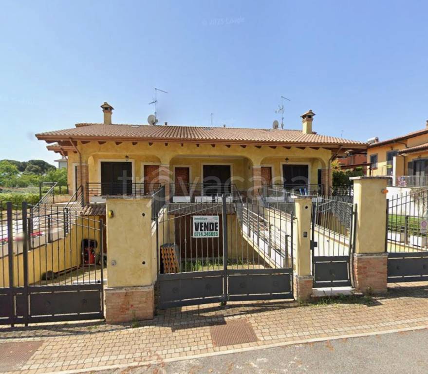 casa indipendente in vendita a Roma in zona Case Rosse