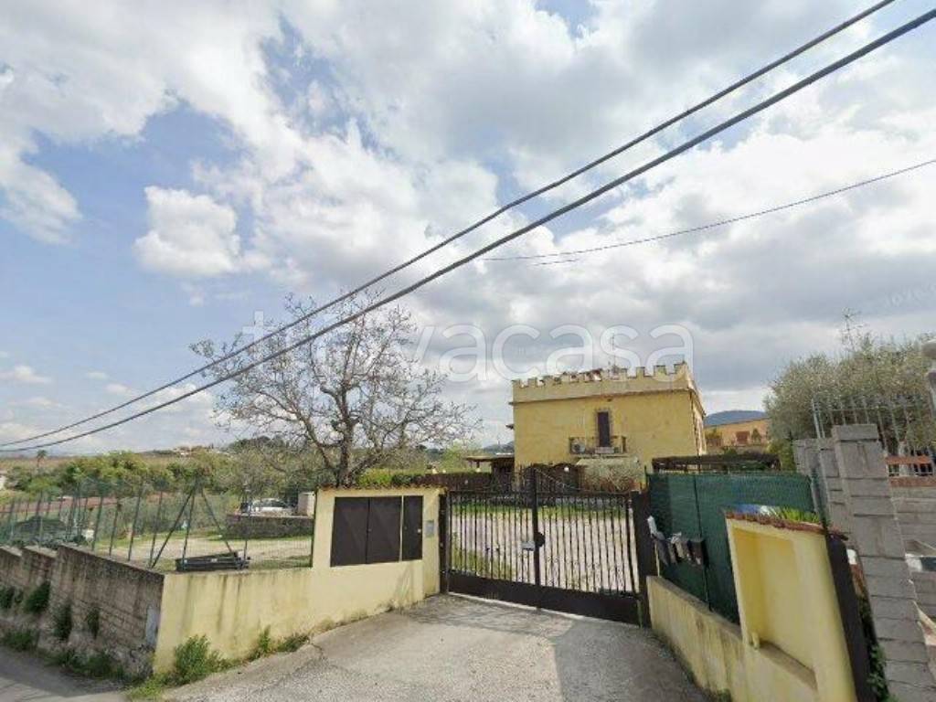 appartamento in vendita a Roma in zona Finocchio