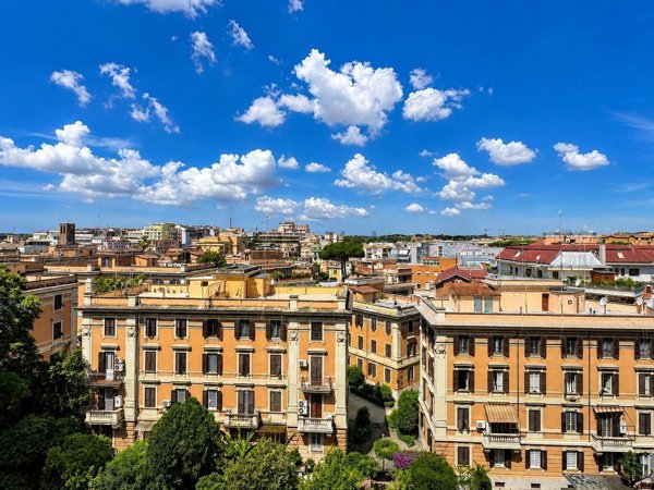 appartamento in vendita a Roma in zona Appio Latino