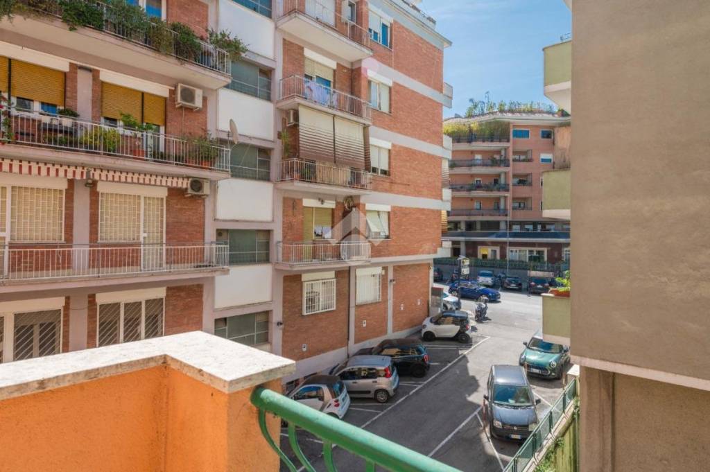 appartamento in vendita a Roma in zona Della Vittoria