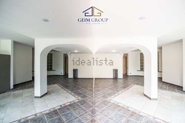 casa indipendente in vendita a Roma in zona Tuscolano