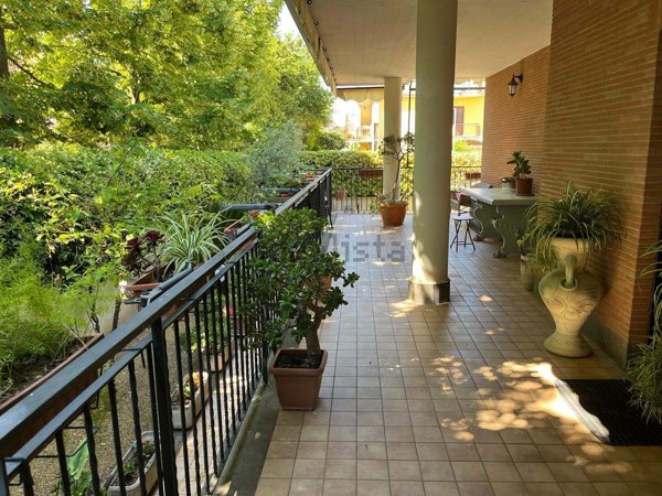 casa indipendente in vendita a Roma in zona Casal Morena