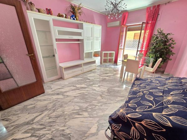 appartamento in vendita a Roma in zona Tuscolano
