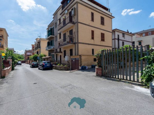appartamento in vendita a Roma in zona Tor Vergata/Torrenova