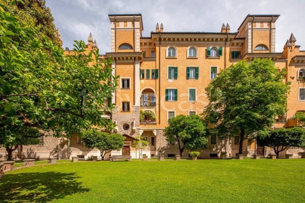 appartamento in vendita a Roma in zona Appio Latino