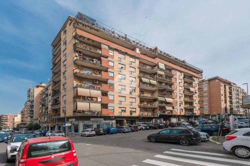 appartamento in vendita a Roma in zona Collatino