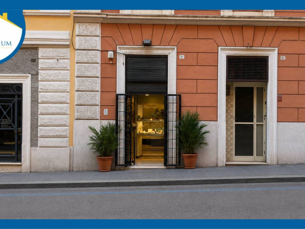 negozio in vendita a Roma in zona Salario