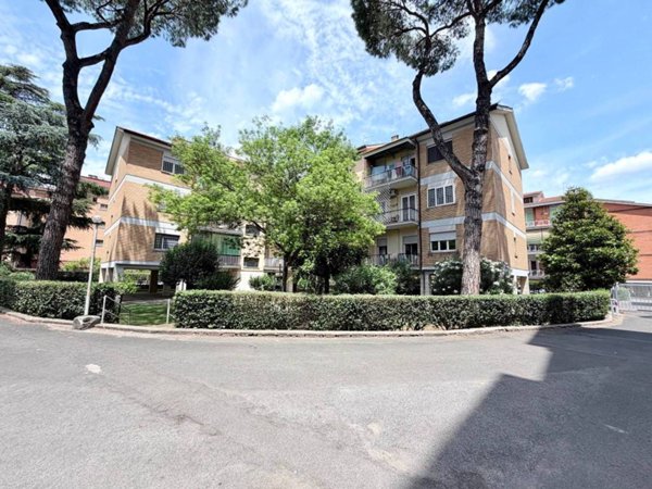 appartamento in vendita a Roma in zona Appio Claudio
