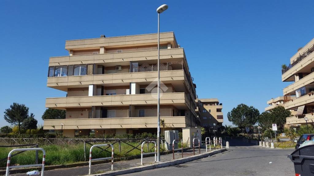 appartamento in vendita a Roma in zona Ponte Mammolo