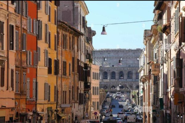appartamento in vendita a Roma in zona Rione Monti/Campitelli