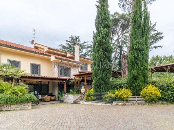 casa indipendente in vendita a Roma in zona La Storta