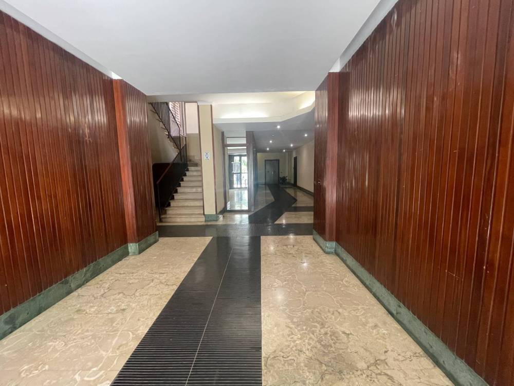appartamento in vendita a Roma in zona Appio Latino