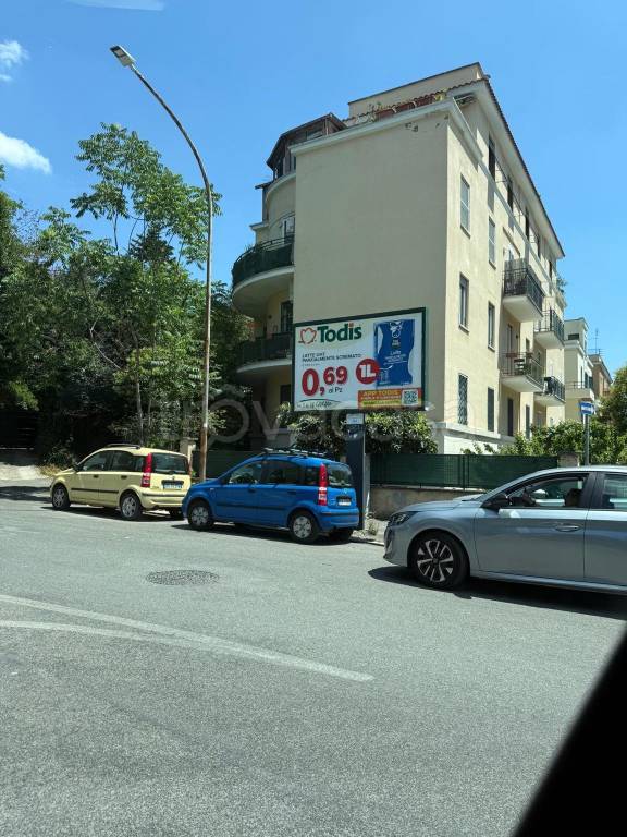 appartamento in vendita a Roma in zona Gianicolense