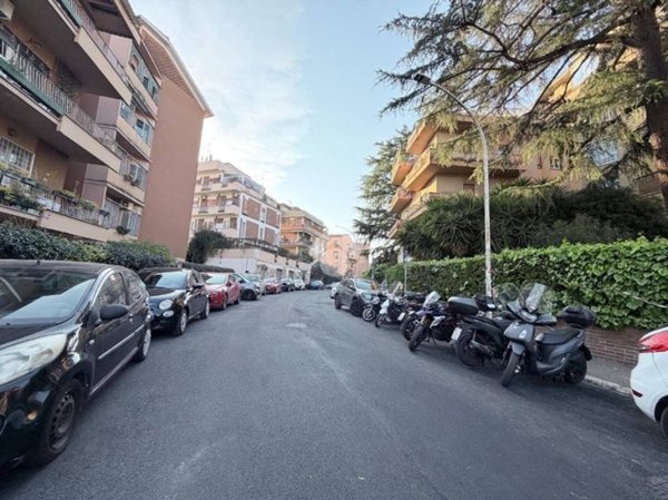 appartamento in vendita a Roma in zona Monte Sacro/Talenti