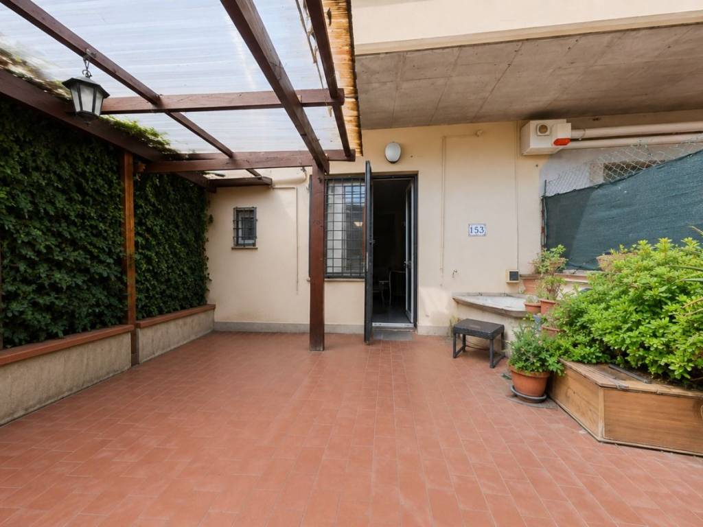 appartamento in vendita a Roma in zona Selva Candida