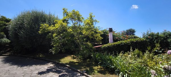 casa indipendente in vendita a Roma in zona Ardeatino