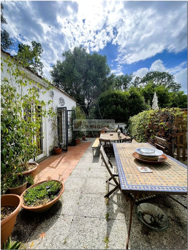 casa indipendente in vendita a Roma in zona Trigoria