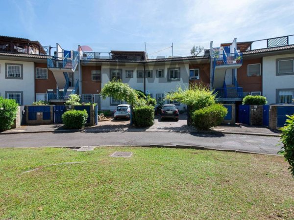 appartamento in vendita a Roma in zona Casal Palocco