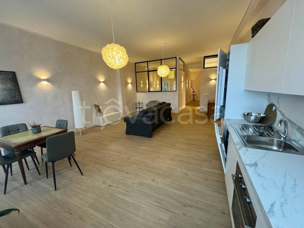 appartamento in vendita a Roma in zona Romanina