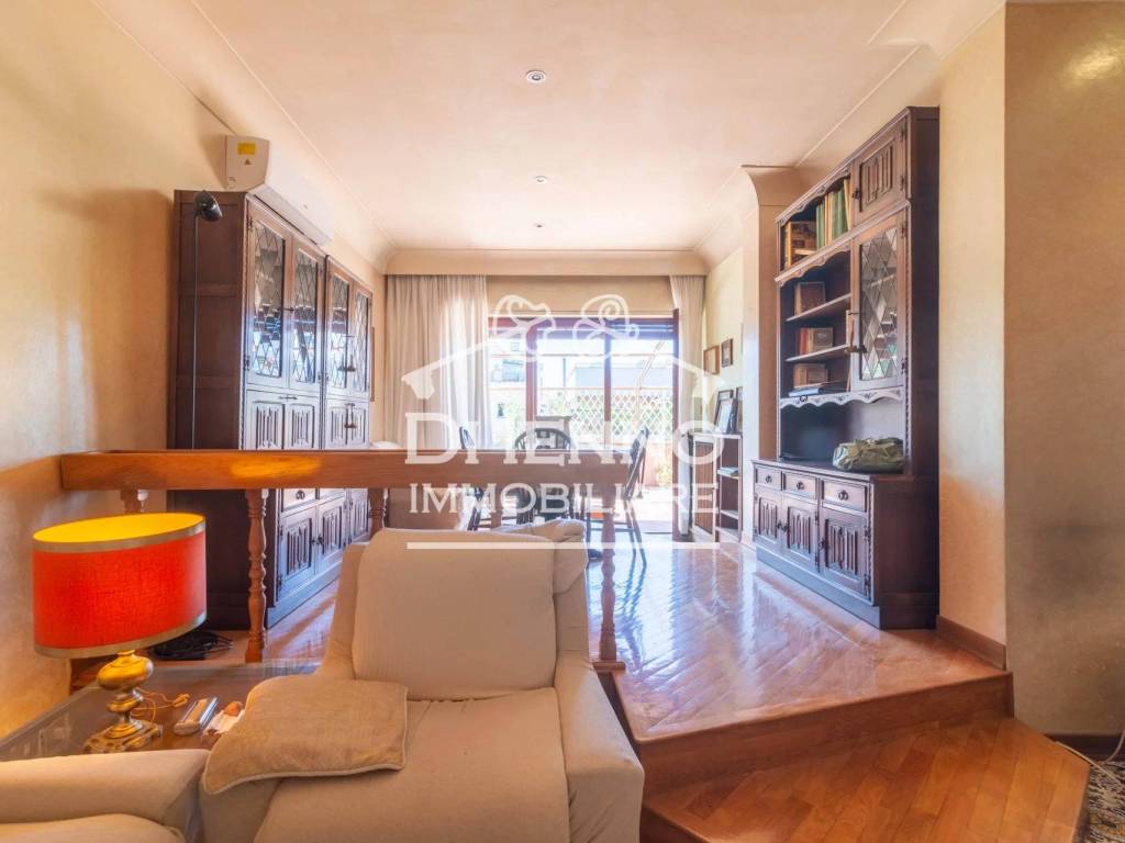 appartamento in vendita a Roma in zona Tor di Quinto