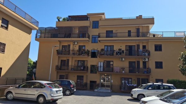 appartamento in vendita a Roma in zona Borghesiana