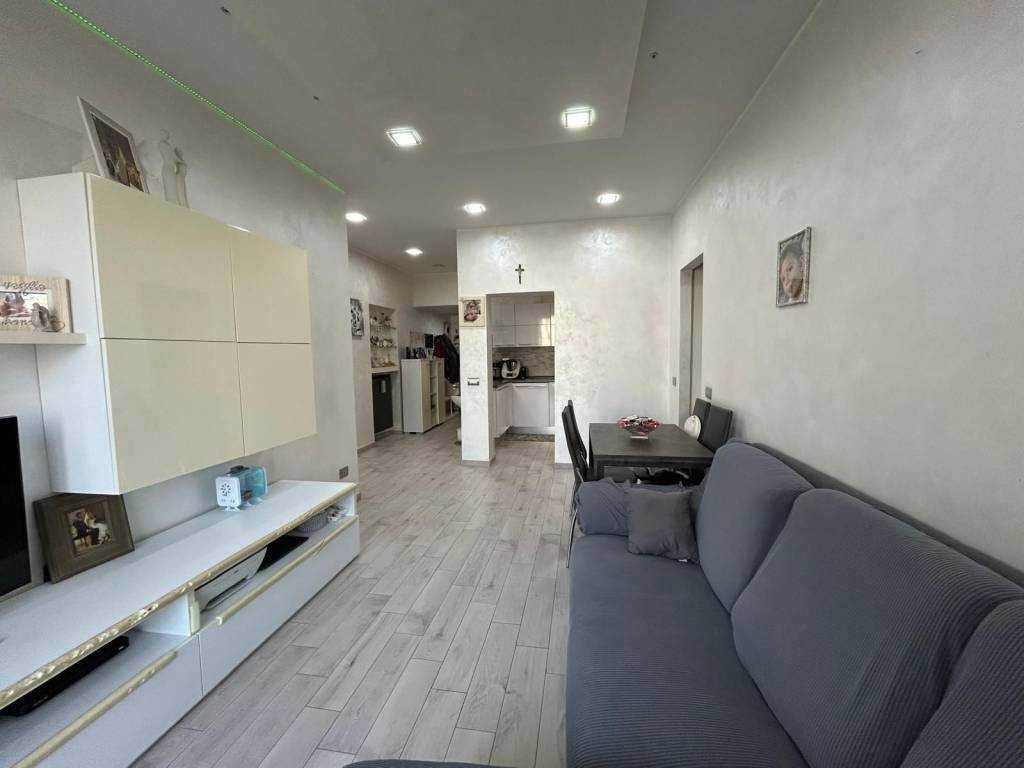 appartamento in vendita a Roma in zona Ostia