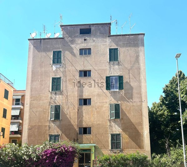 appartamento in vendita a Roma in zona Prenestino-Centocelle