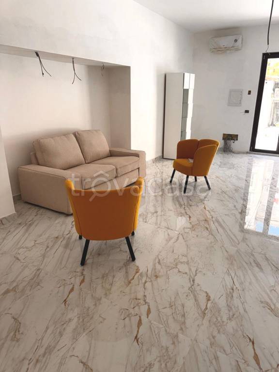 appartamento in vendita a Roma in zona Tuscolano