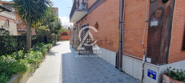 appartamento in vendita a Roma in zona Giardini di Corcolle