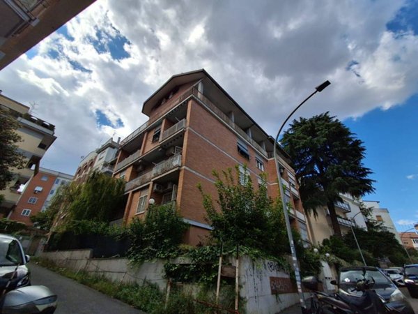 appartamento in vendita a Roma in zona Aurelio