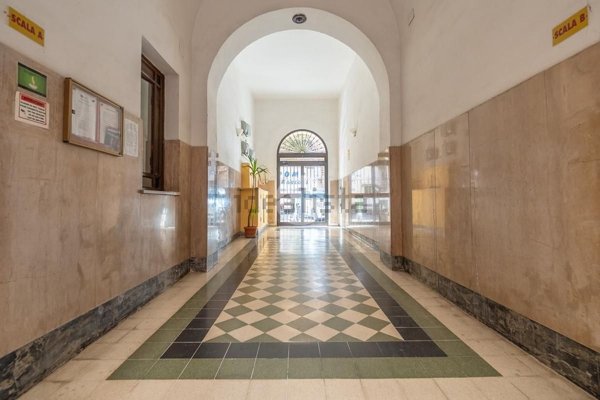 appartamento in vendita a Roma in zona Esquilino