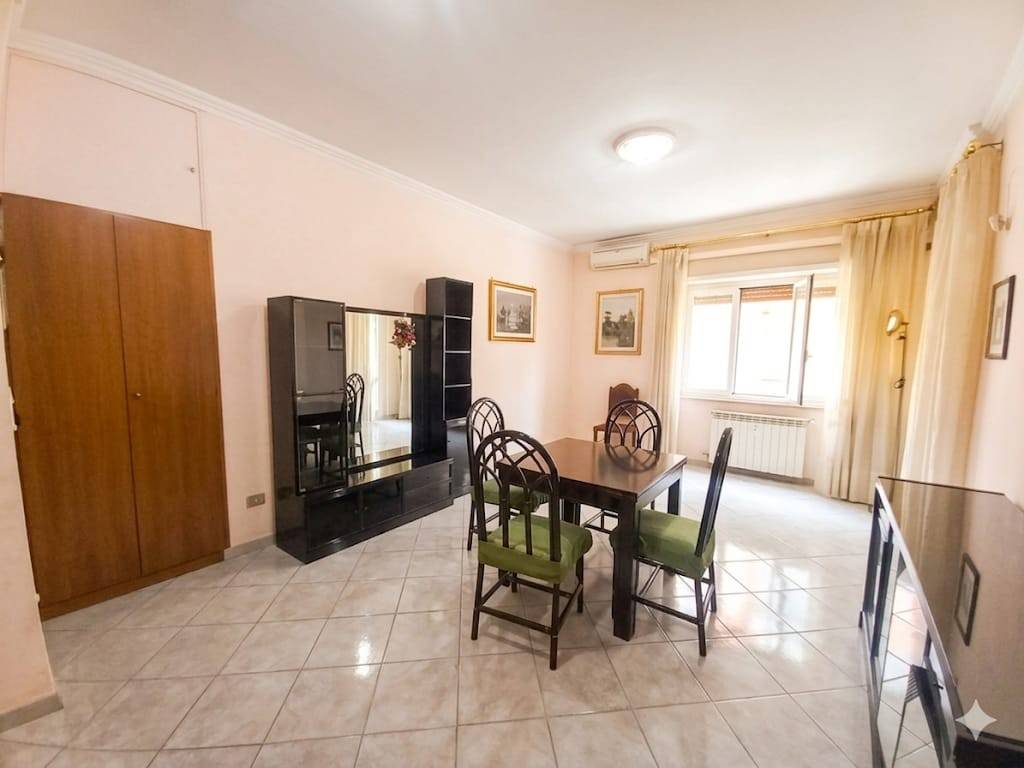 appartamento in vendita a Roma in zona Gianicolense