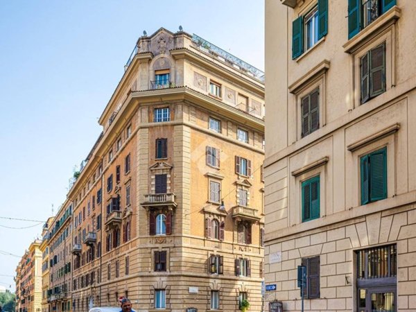 appartamento in vendita a Roma in zona Rione Prati