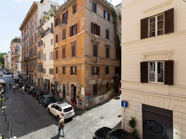 appartamento in vendita a Roma in zona Celio