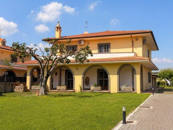 casa indipendente in vendita a Roma in zona Tor Bella Monaca