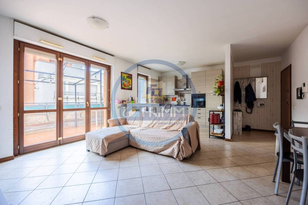 appartamento in vendita a Roma in zona Tor Cervara