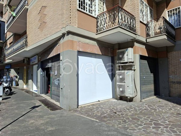 negozio in vendita a Roma in zona Gianicolense