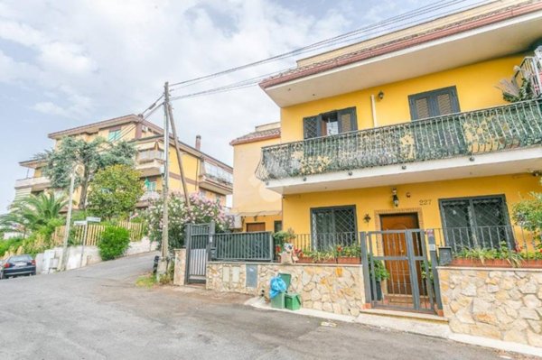 appartamento in vendita a Roma in zona Prenestino-Labicano
