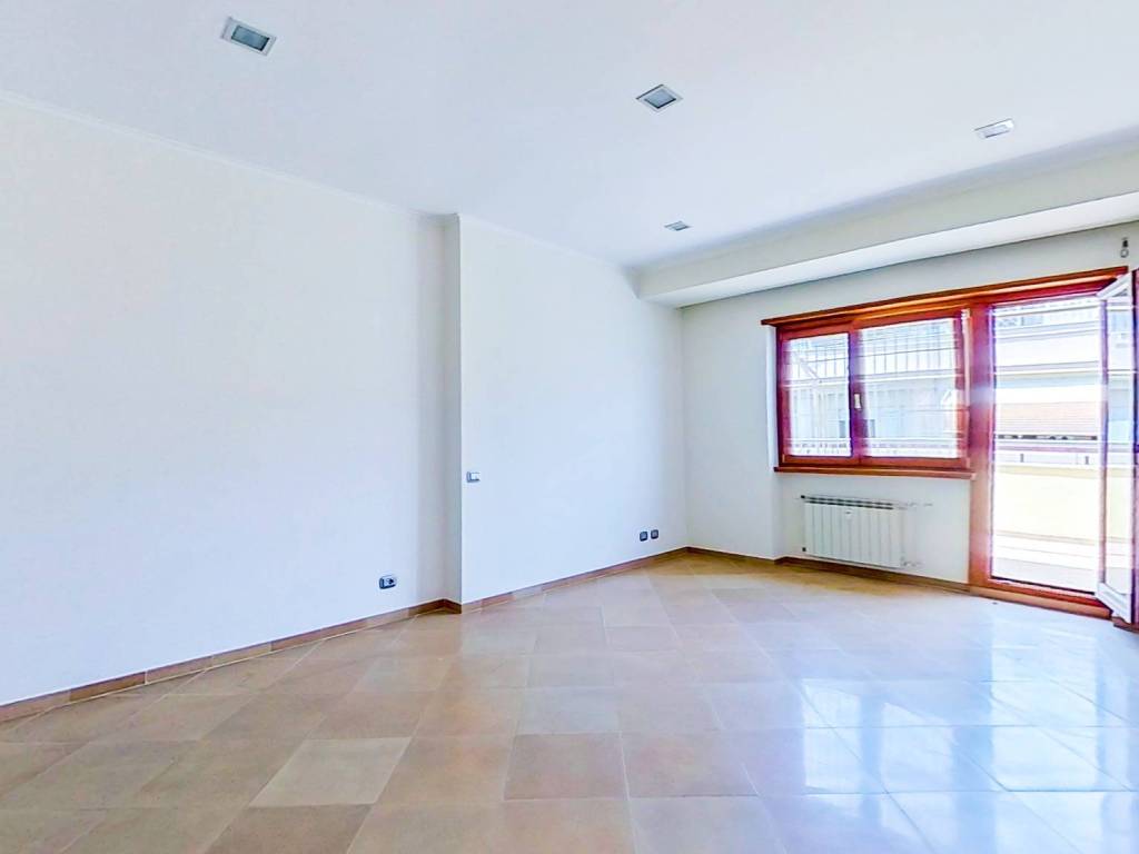 appartamento in vendita a Roma in zona Ostia