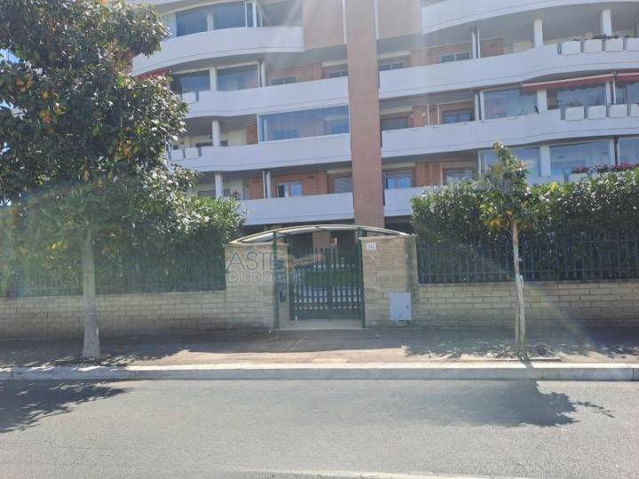 appartamento in vendita a Roma in zona Mezzocammino