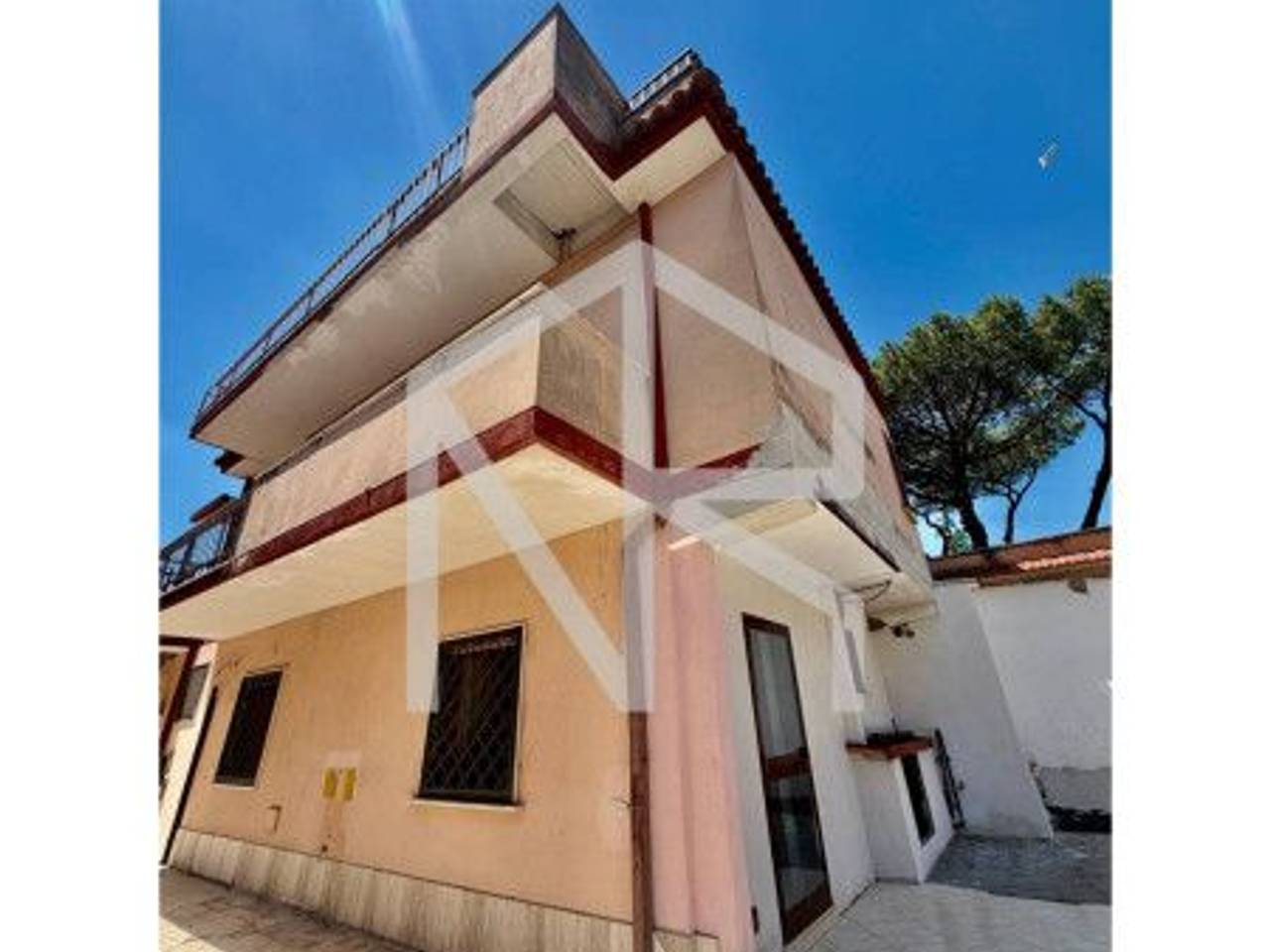 appartamento in vendita a Roma in zona Torre Maura