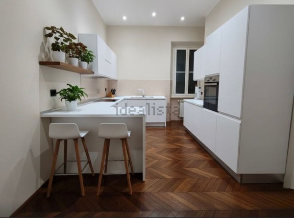 appartamento in vendita a Roma in zona Longarina