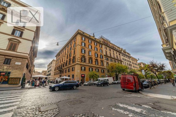appartamento in vendita a Roma in zona Rione Prati