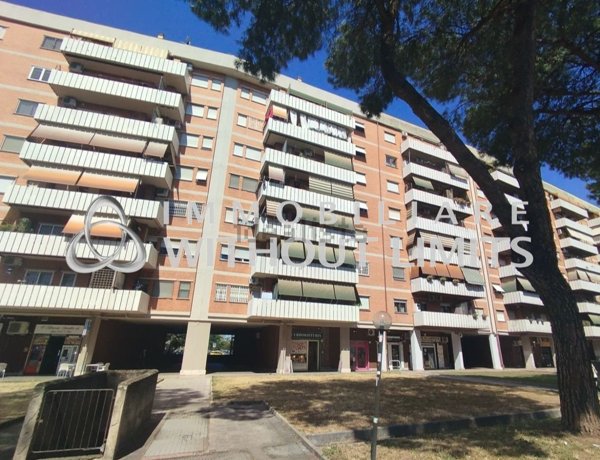 appartamento in vendita a Roma in zona Cinecittà