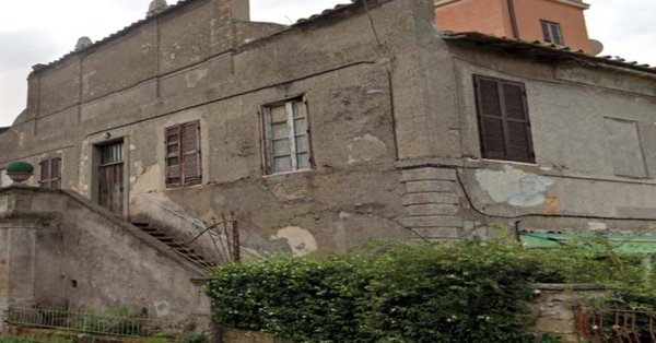 casa indipendente in vendita a Roma